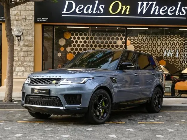 Photo of 2018 Range Rover Sport HSE