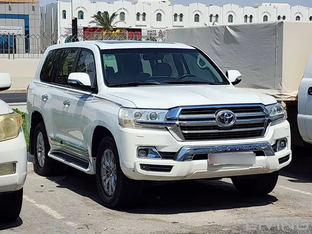 Photo of 2019 Toyota Land Cruiser GXR