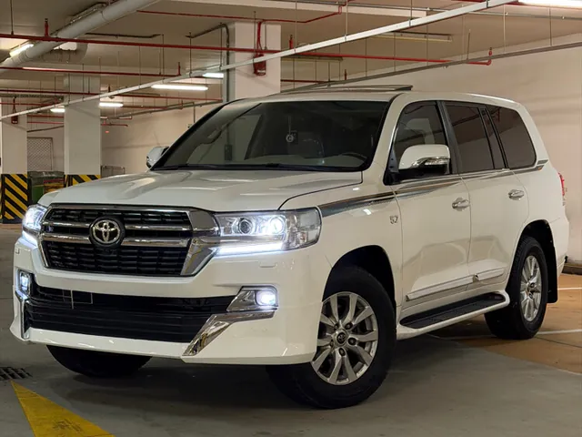 Photo of 2018 Toyota Land Cruiser VXR
