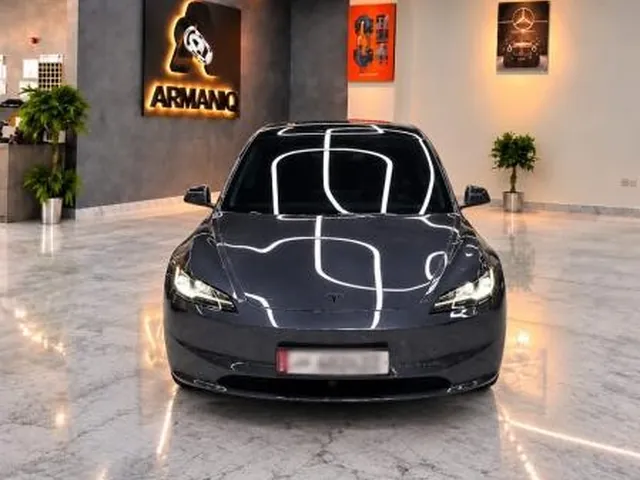 صورة 2026 تيسلا Model 3 لونج رينج