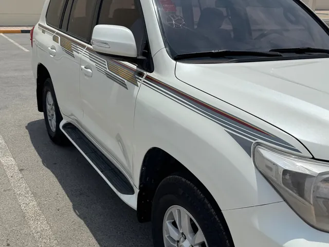 Photo of 2015 Toyota Land Cruiser G