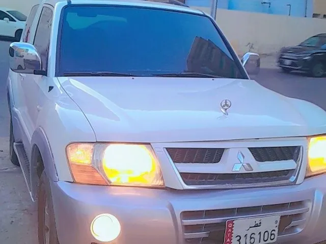 صورة 2006 ميتسوبيشي باجيرو