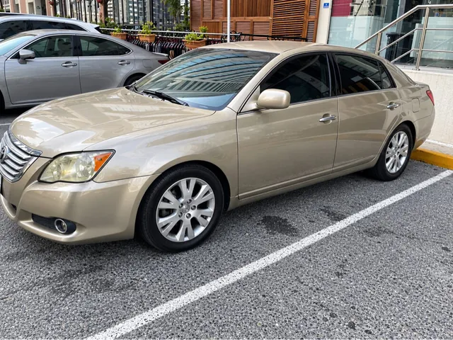 Photo of 2008 Toyota Avalon