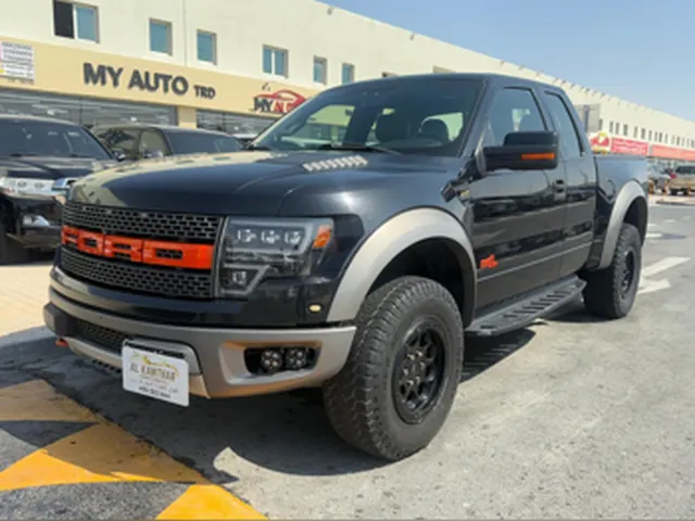 صورة 2014 فورد F-150 SVT رابتر
