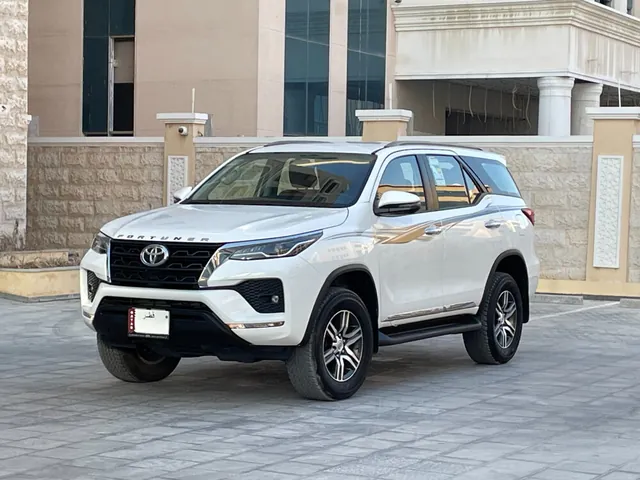 Photo of 2024 Toyota Fortuner SR5