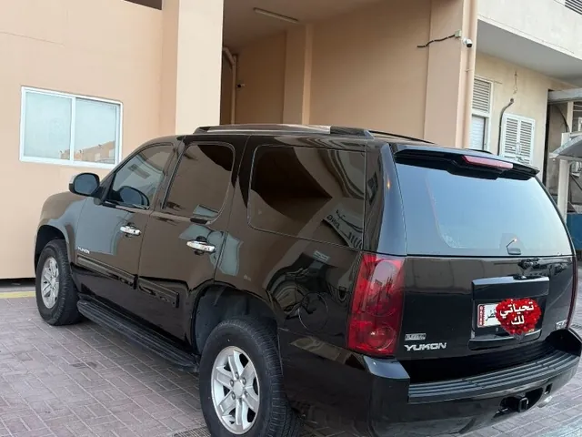 صورة 2011 جي إم سي يوكون SLT