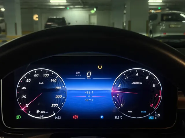 Photo of 2023 Mercedes-Benz C 200