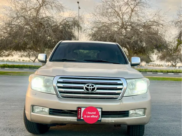 Photo of 2011 Toyota Land Cruiser GXR
