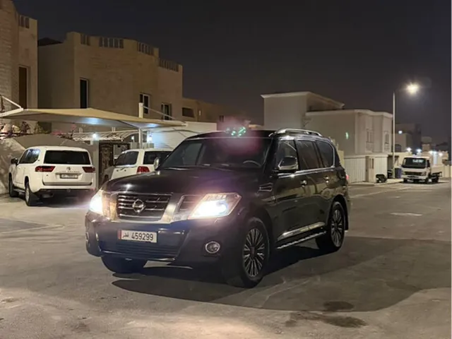 صورة 2015 نيسان باترول بلاتينيوم