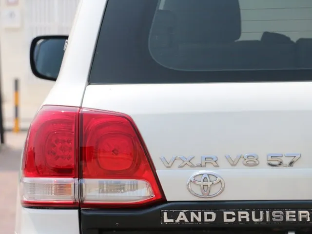 Photo of 2011 Toyota Land Cruiser VXR