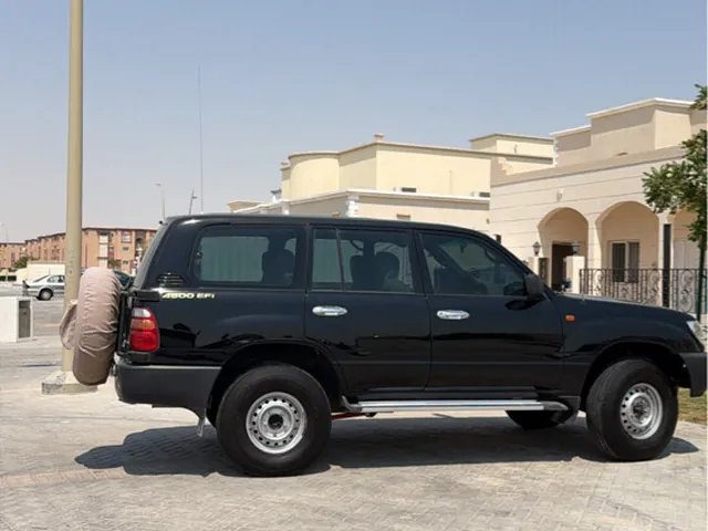 Photo of 1998 Toyota Land Cruiser