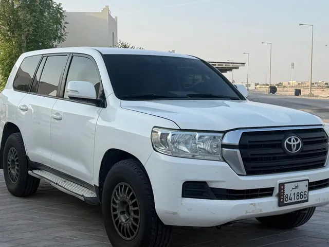 Photo of 2017 Toyota Land Cruiser GX