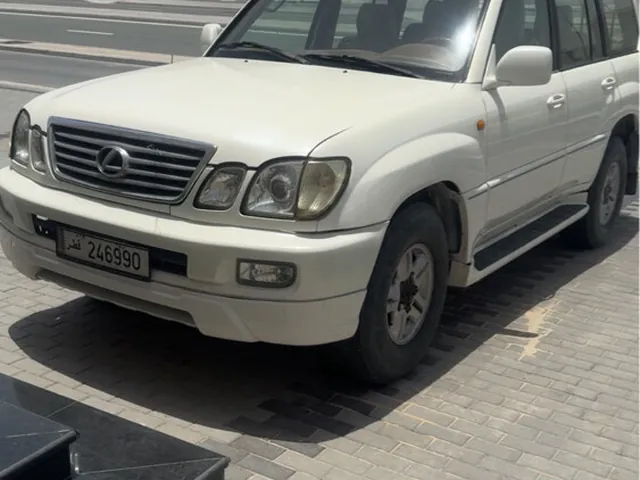 Photo of 1999 Lexus LX 470