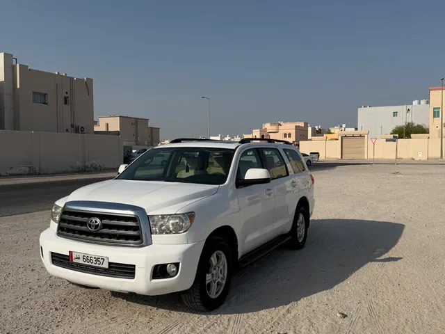 Photo of 2015 Toyota Sequoia Platinum