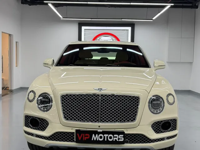 Photo of 2017 Bentley Bentayga