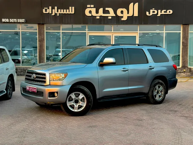 Photo of 2012 Toyota Sequoia Platinum