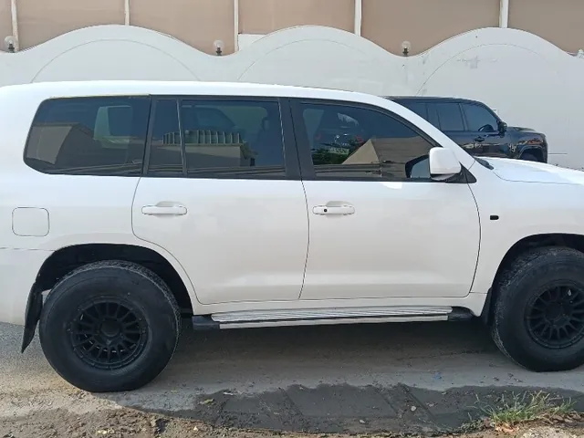 Photo of 2008 Toyota Land Cruiser GX