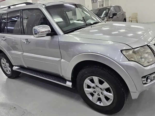 Photo of 2020 Mitsubishi Pajero