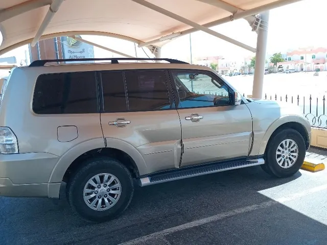 Photo of 2015 Mitsubishi Pajero 3.5