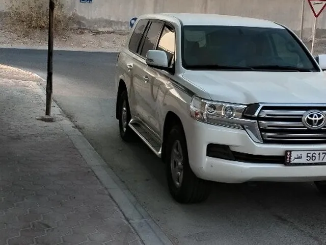 صورة 2020 تويوتا لاند كروزر GXR