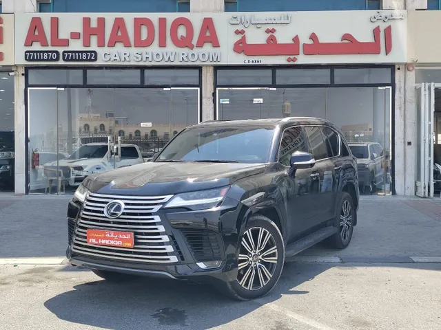 Photo of 2023 Lexus LX 600