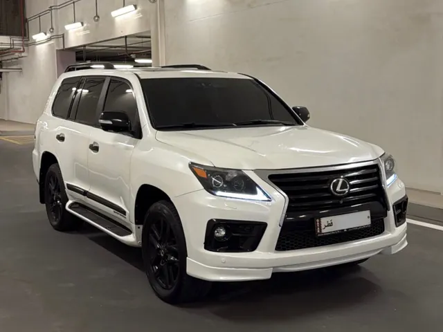 صورة 2009 لكزس LX 570