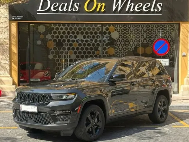 صورة 2023 جيب جراند شيروكي ليميتد