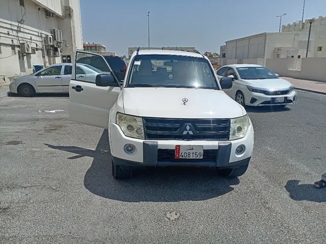صورة 2008 ميتسوبيشي باجيرو