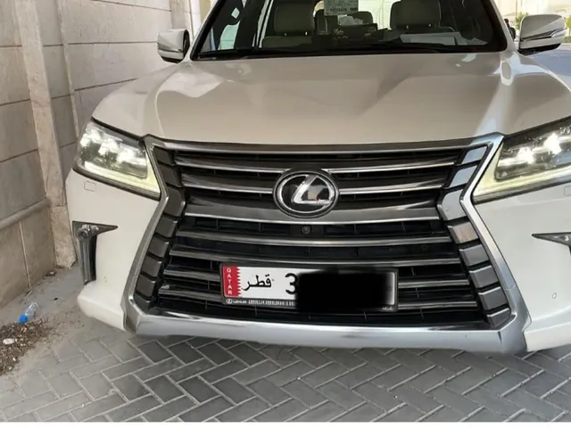 Photo of 2017 Lexus LX 570