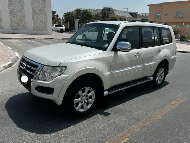 صورة 2016 ميتسوبيشي باجيرو GLS