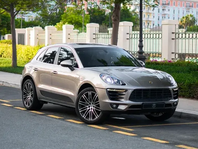 Photo of 2015 Porsche Macan S