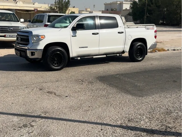 Photo of 2015 Toyota Tundra Limited
