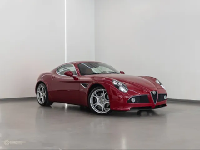 Photo of 2009 Alfa Romeo 8C Competizione