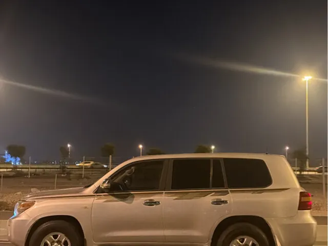 Photo of 2012 Toyota Land Cruiser GXR