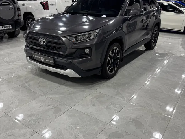 Photo of 2020 Toyota RAV4