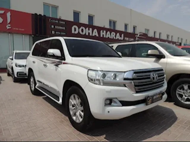 Photo of 2018 Toyota Land Cruiser GXR