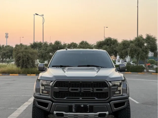 Photo of 2020 Ford F-150 Raptor