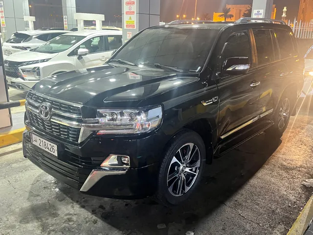 Photo of 2013 Toyota Land Cruiser GX