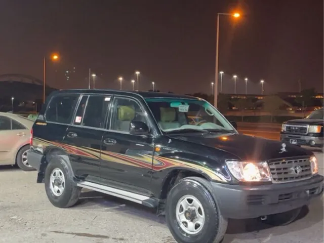 Photo of 2003 Toyota Land Cruiser GX