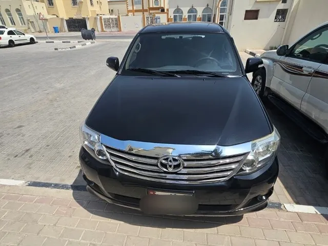 Photo of 2013 Toyota Fortuner SR5