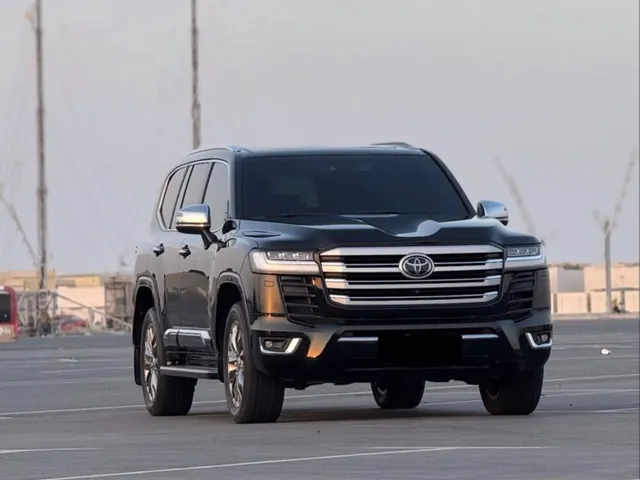 Photo of 2024 Toyota Land Cruiser VXR