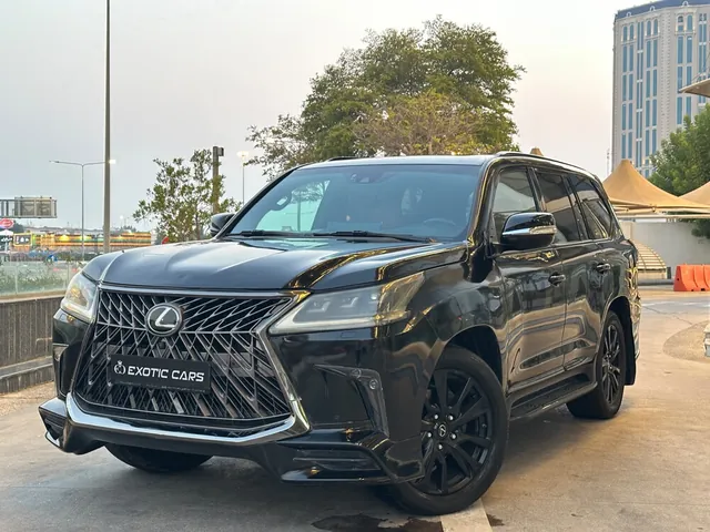 صورة 2019 لكزس LX 570 بلاك ايديشن