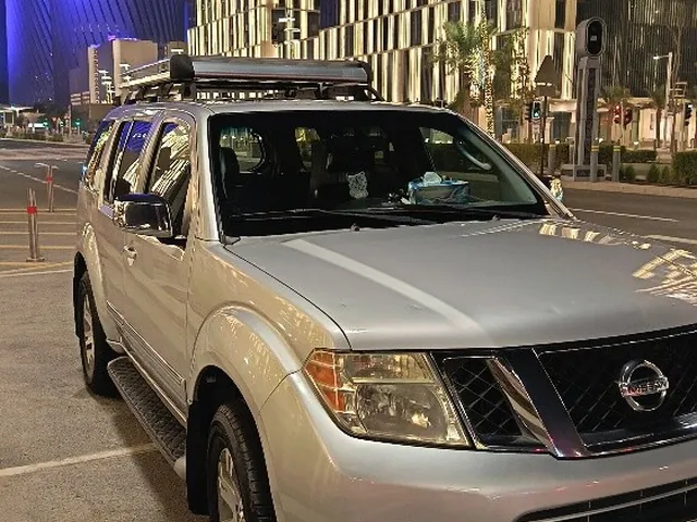 Photo of 2009 Nissan Pathfinder SE