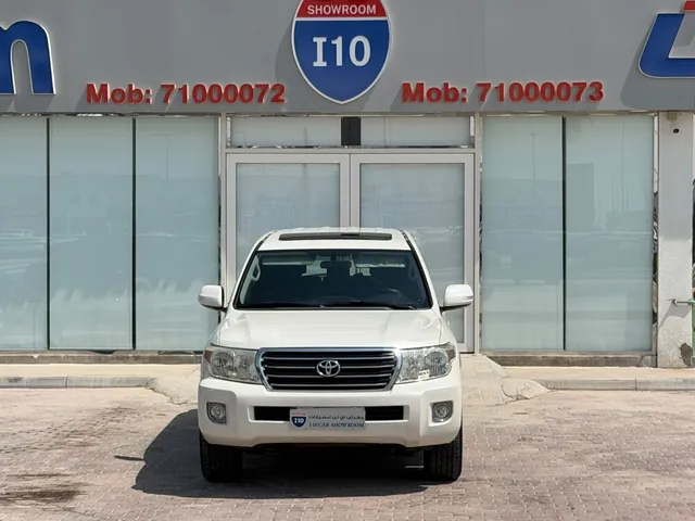Photo of 2013 Toyota Land Cruiser GX