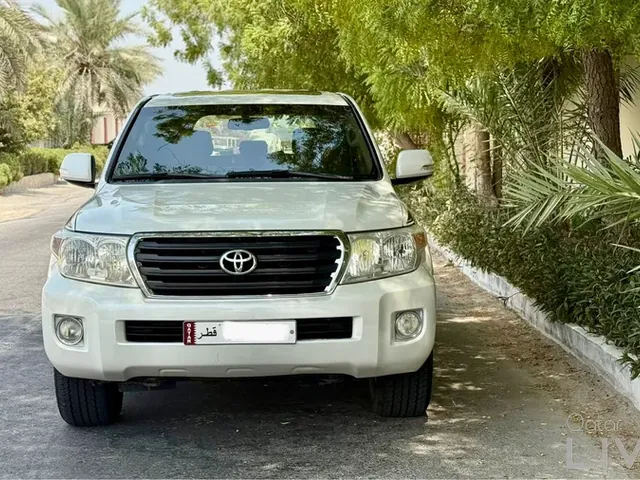 صورة 2013 تويوتا لاند كروزر GX