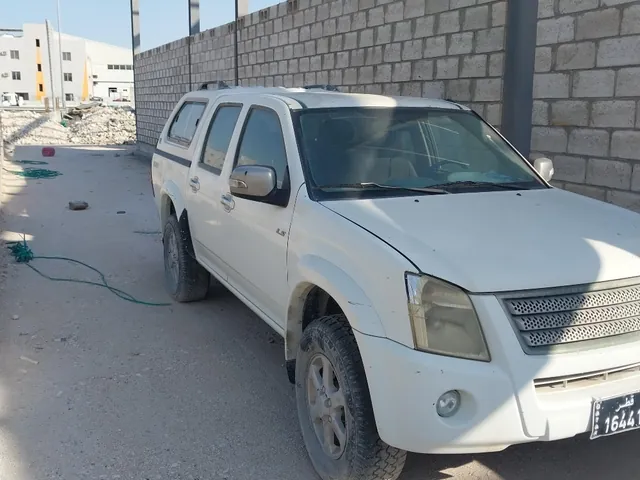 صورة 2007 إيسوزو تروبر