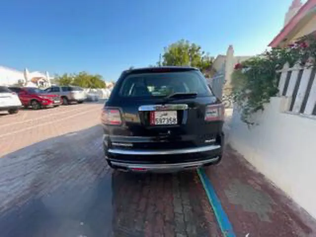 صورة 2016 جي إم سي أكاديا