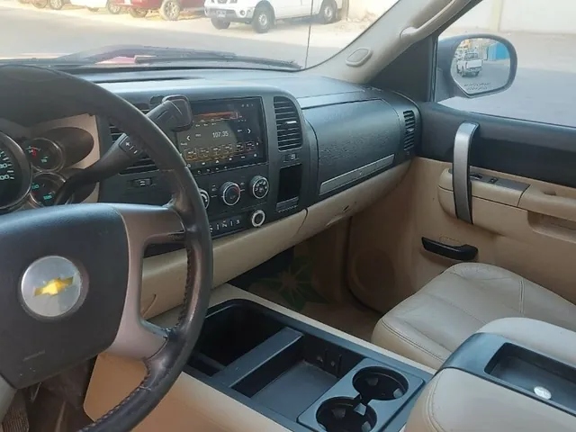 صورة 2011 شيفروليه سيلفرادو LTZ