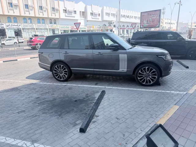 Photo of 2015 Range Rover Range Rover Vogue Autobiography