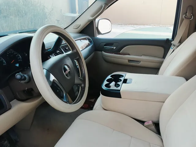 صورة 2008 جي إم سي يوكون XL SLT